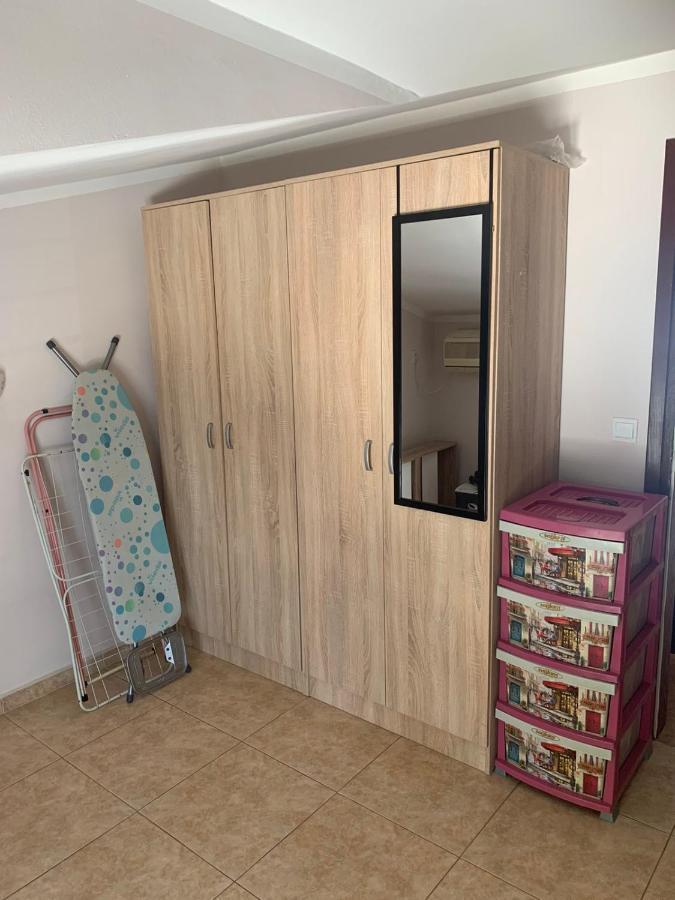 Apartmani Ilic Bečići Esterno foto