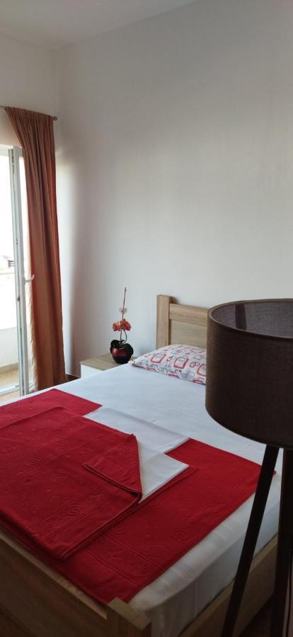 Apartmani Ilic Bečići Esterno foto