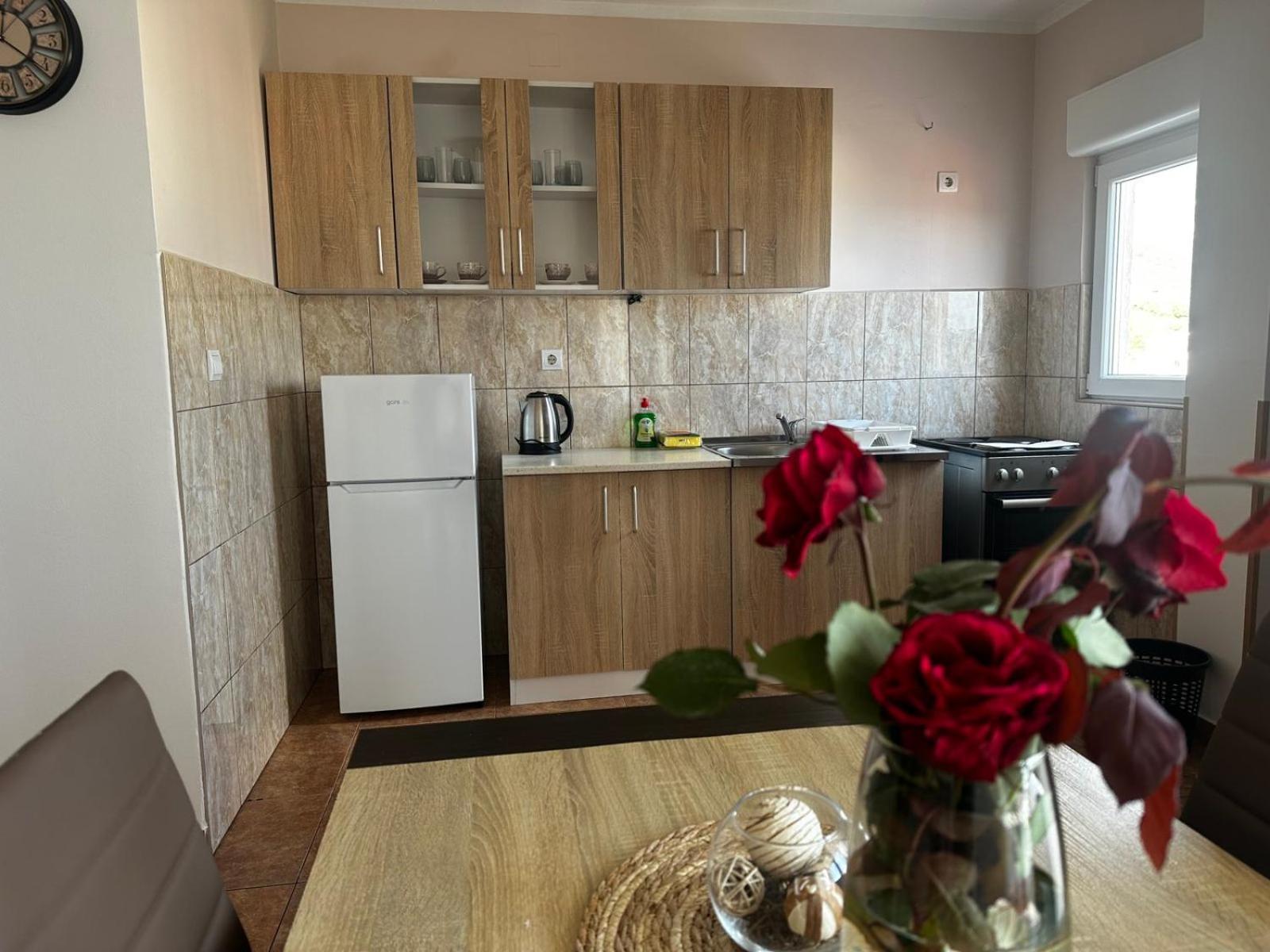 Apartmani Ilic Bečići Esterno foto